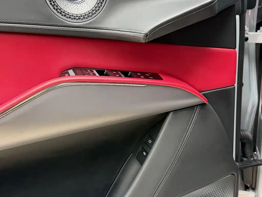 Lotus Eletre 2023 ELETRE S+