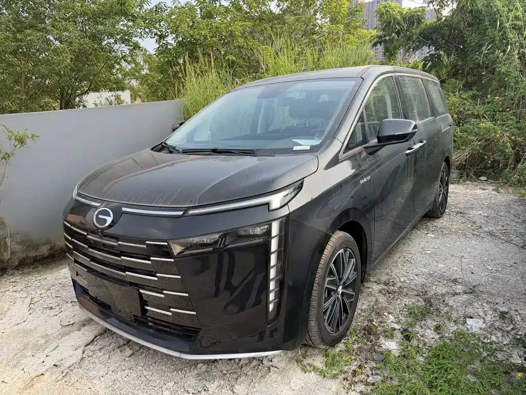 GAC Motor Trumpchi E8 PHEV