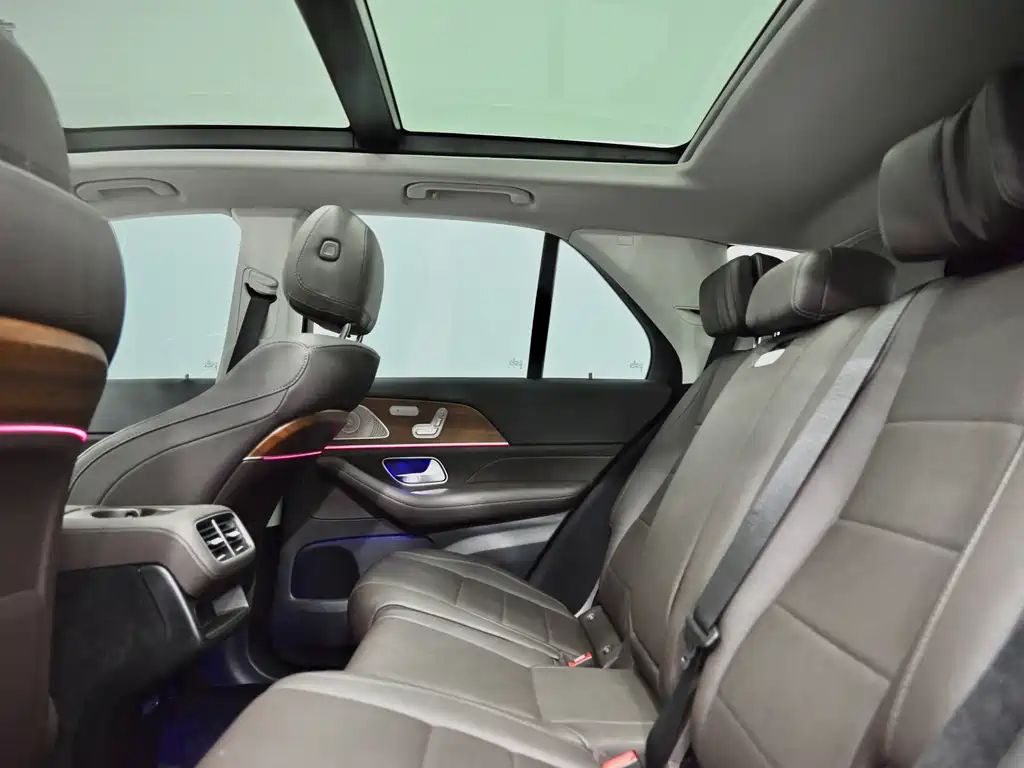 Mercedes-Benz GLE New Energy — миниатюра 7