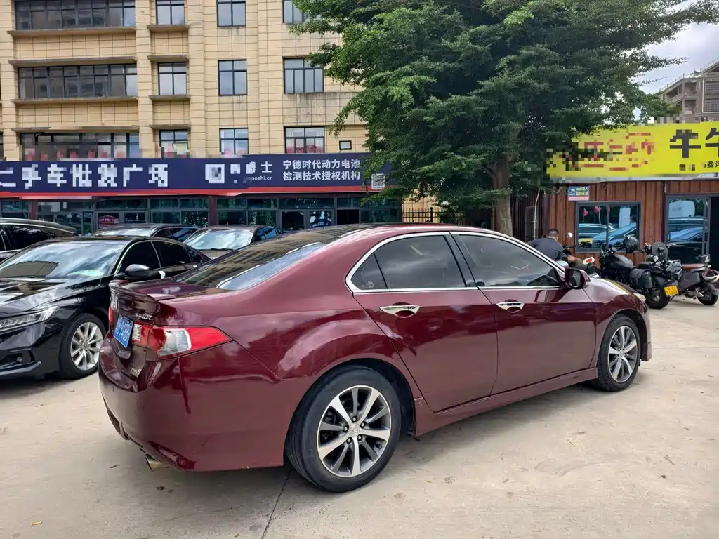 Honda Spirior — миниатюра 6