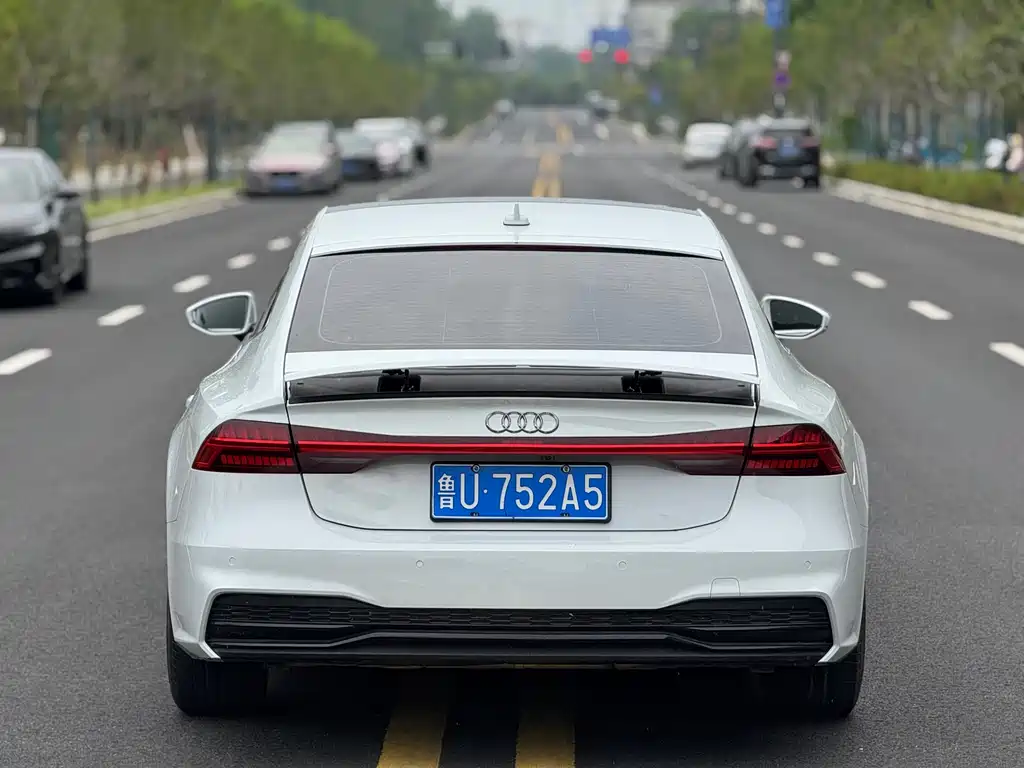 Audi A7 2022 40 TFSI Luxury
