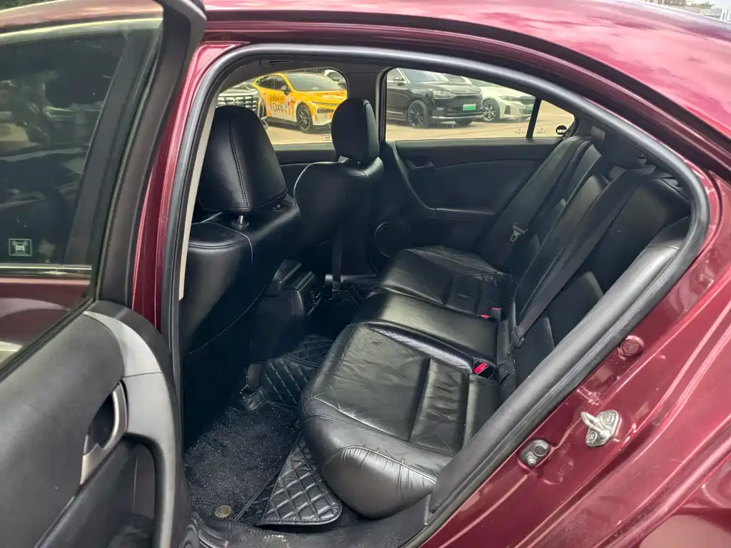 Honda Spirior — миниатюра 4