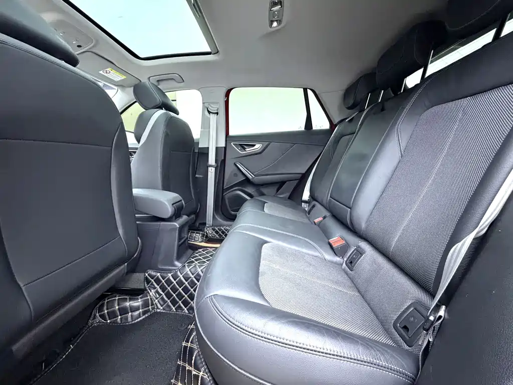 Audi Q2L — миниатюра 9