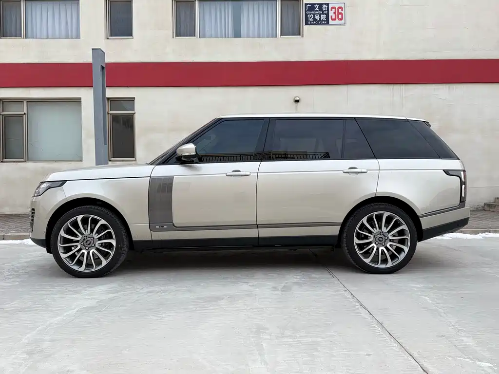 LAND ROVER RANGE ROVER