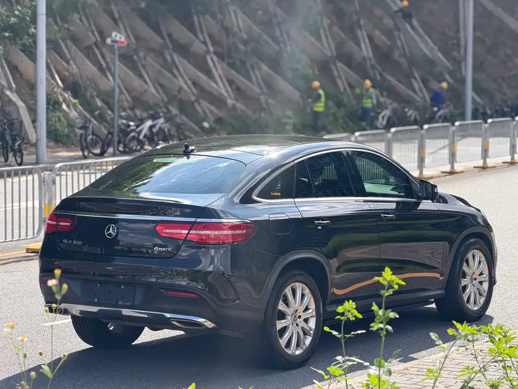 Mercedes-Benz GLE 2017 GLE 320 4MATIC SUV