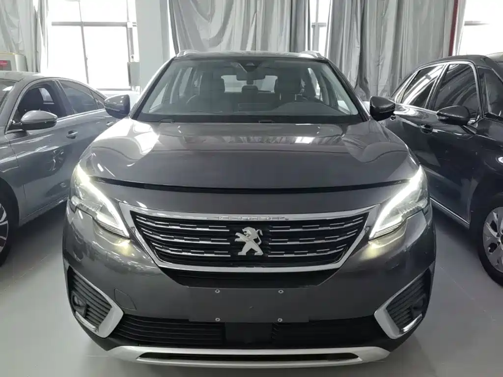 Peugeot 5008 — миниатюра 3