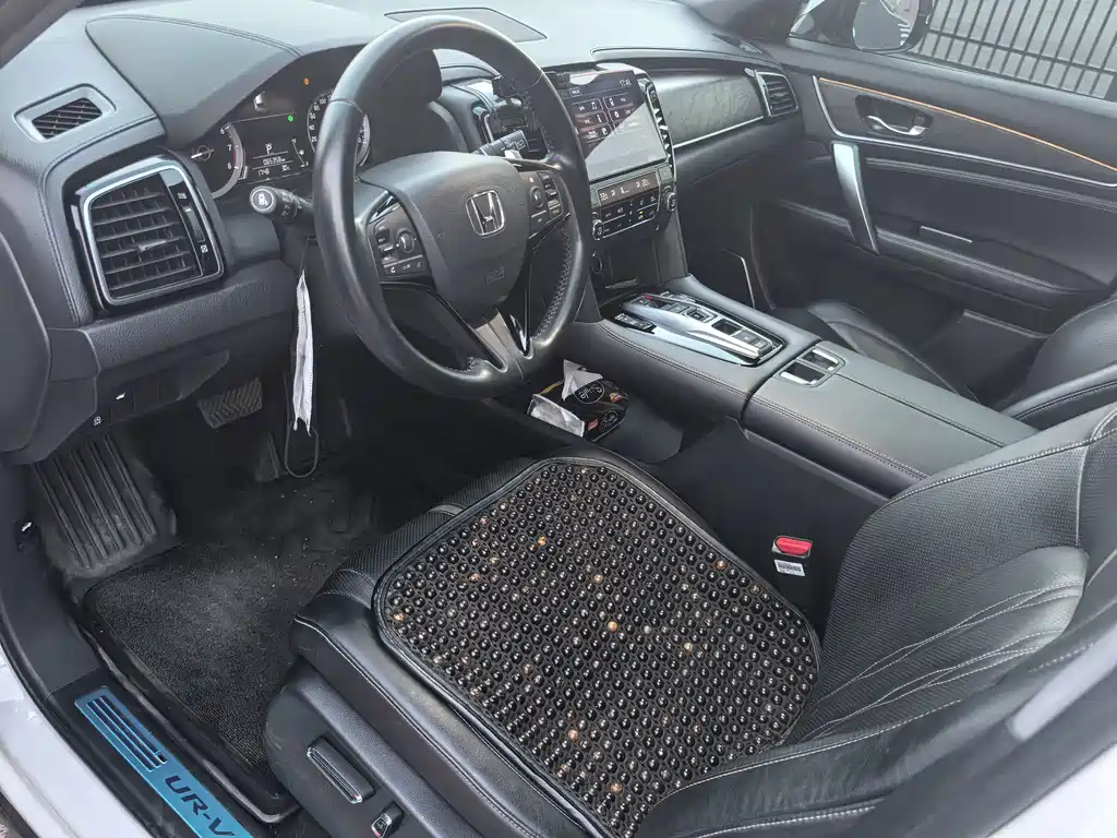 Honda UR-V — миниатюра 4