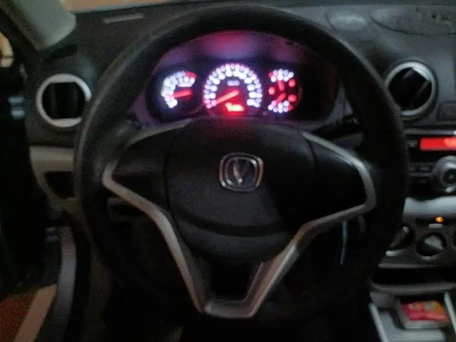 Changan V3 — миниатюра 15