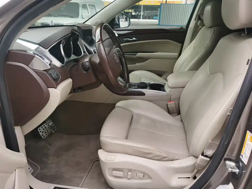 Cadillac SRX 2013 3.0L Elite