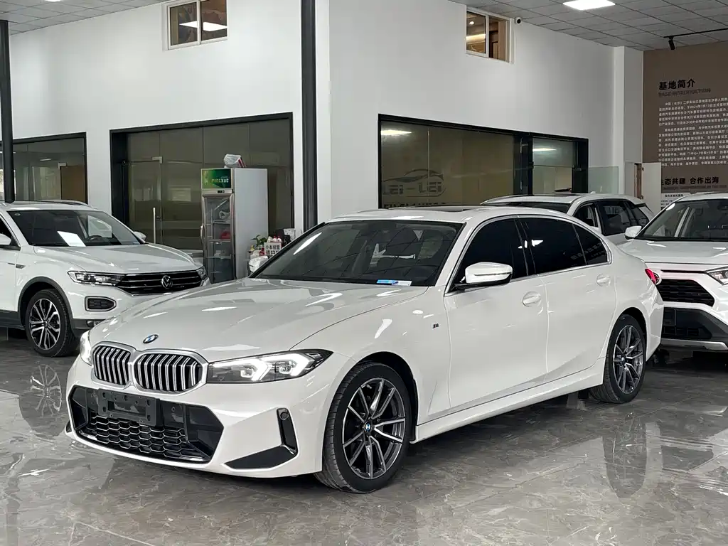 BMW 3 Series 2023