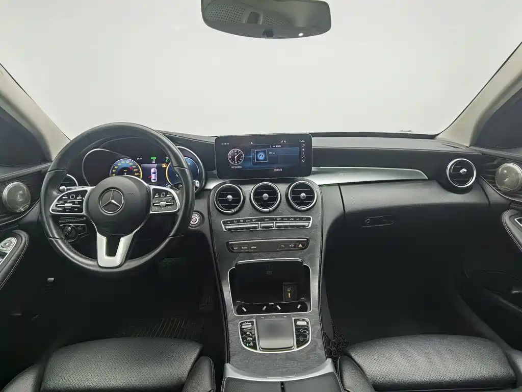 Mercedes-Benz C-Class — миниатюра 5