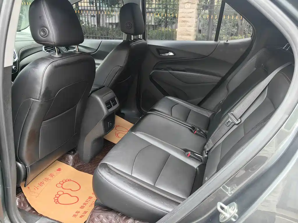 Chevrolet Equinox — миниатюра 14