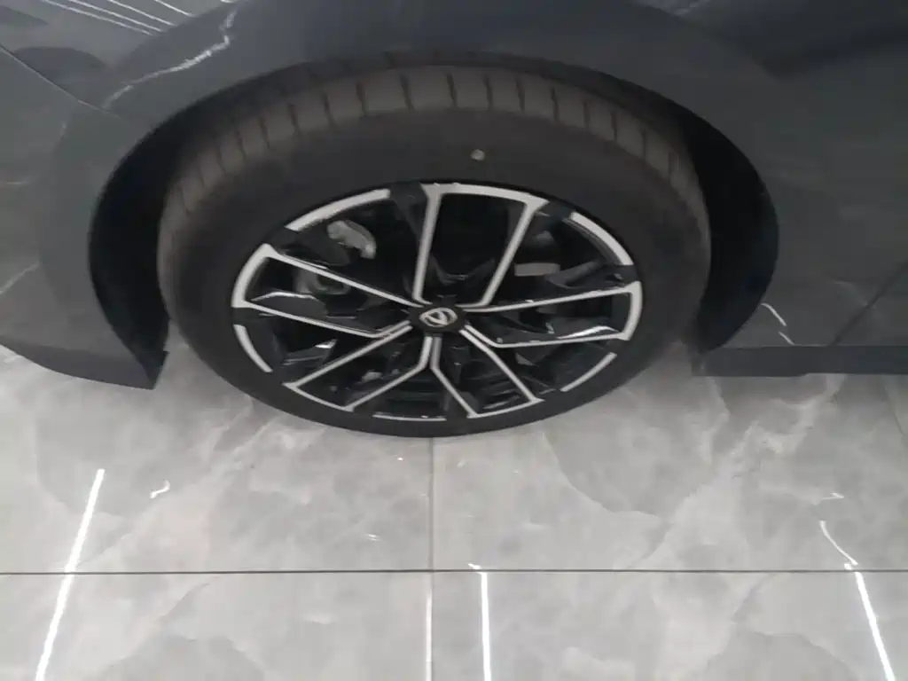 Changan UNI-V iDD — миниатюра 23