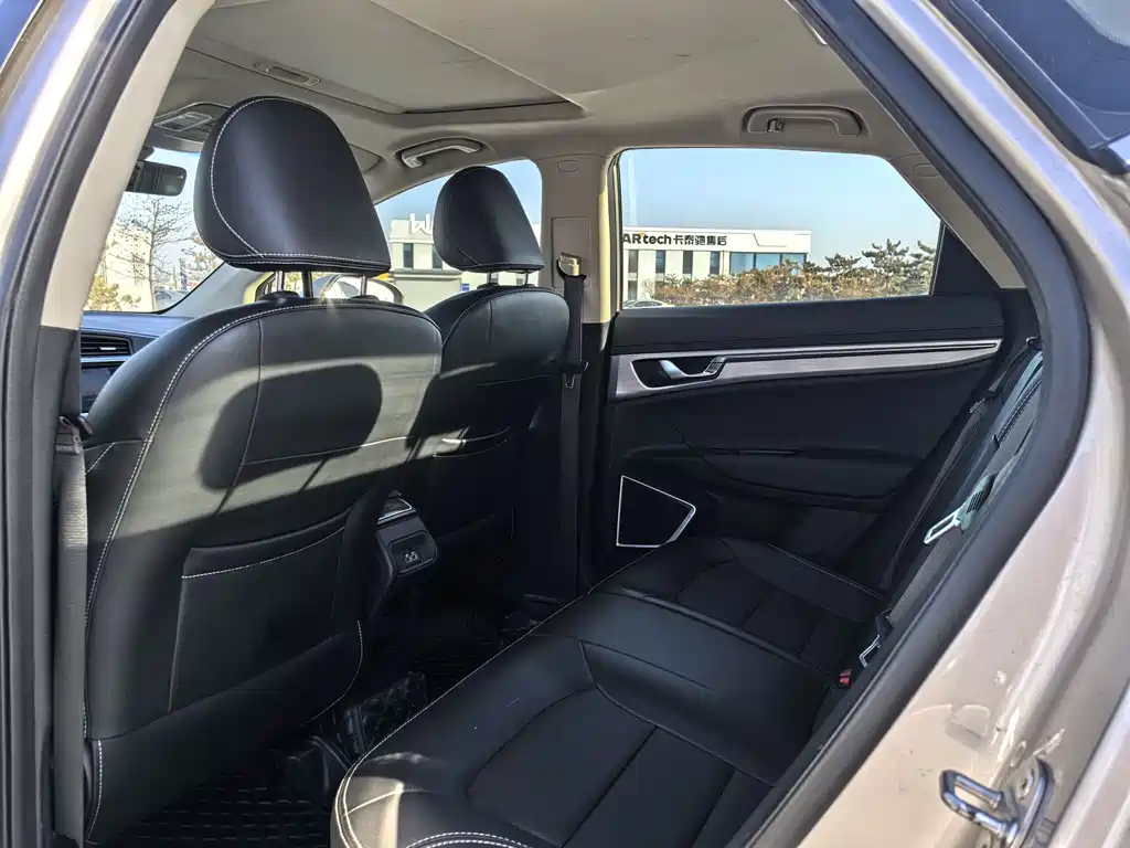 GEELY AUTOMOBILE EMGRAND GS