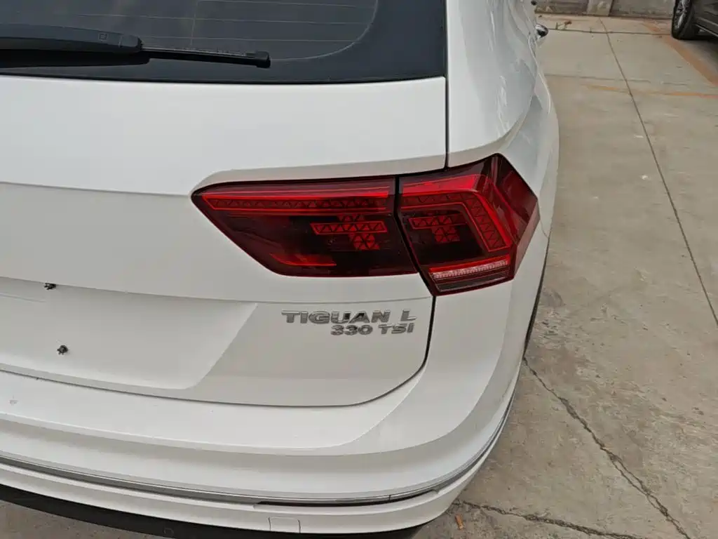 Volkswagen Tiguan L — миниатюра 8
