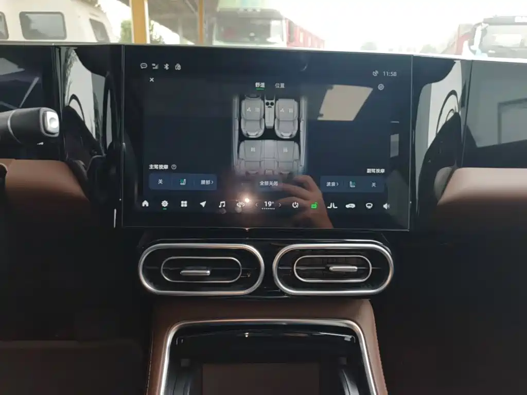 Leapmotor Leapmotor C01 — миниатюра 13