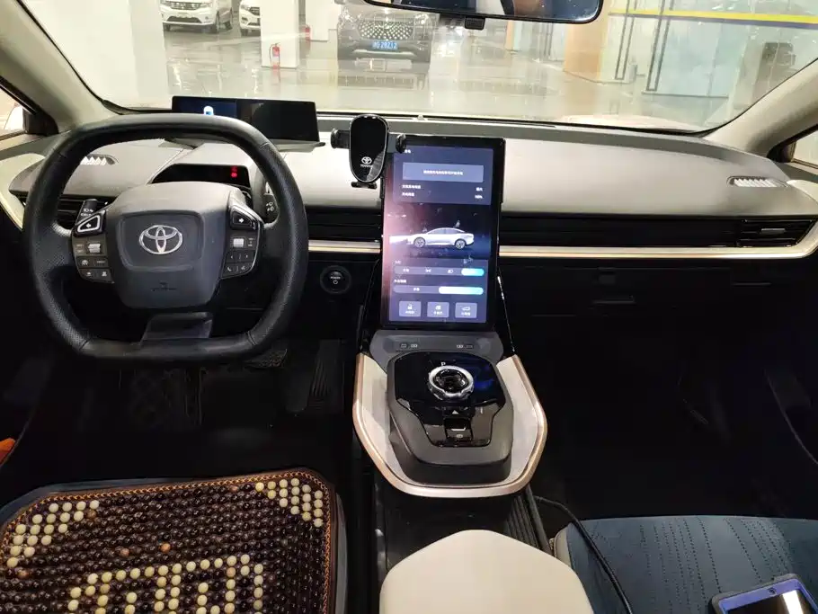 Toyota bZ3 — миниатюра 11