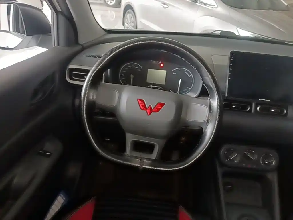 Wuling Hongguang EV — миниатюра 11