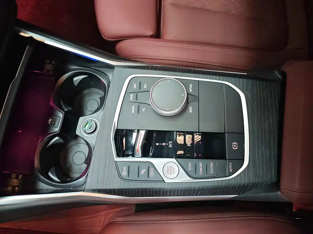 BMW 3 Series — миниатюра 9