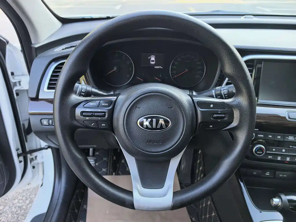 Kia K4 — миниатюра 11