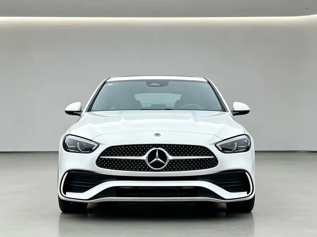 Mercedes-Benz C-Class — миниатюра 2