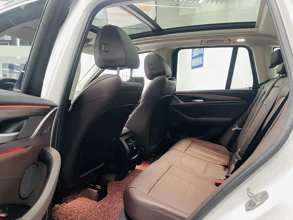 BMW X3 — миниатюра 10