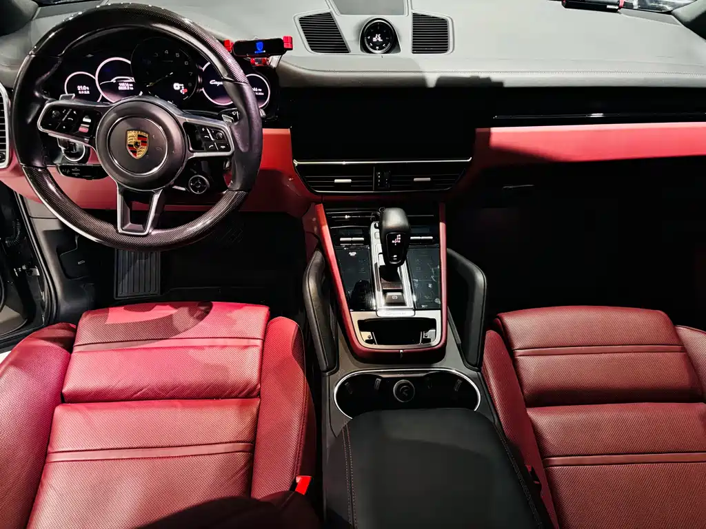 Porsche Cayenne Hybrid — миниатюра 6