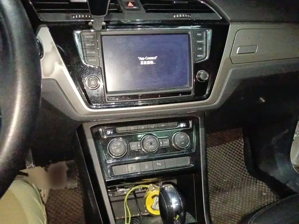 Volkswagen Touran — миниатюра 6