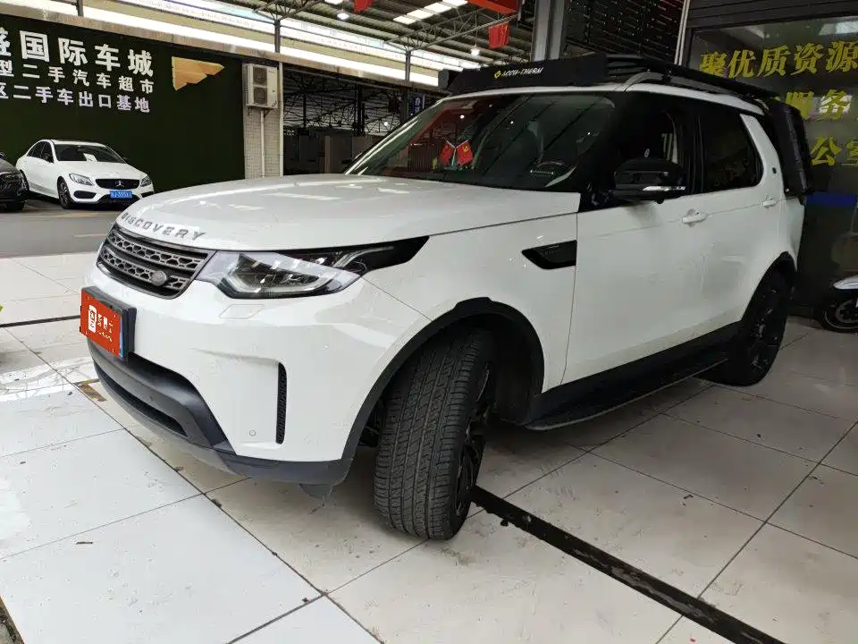 Land Rover Discovery 2019