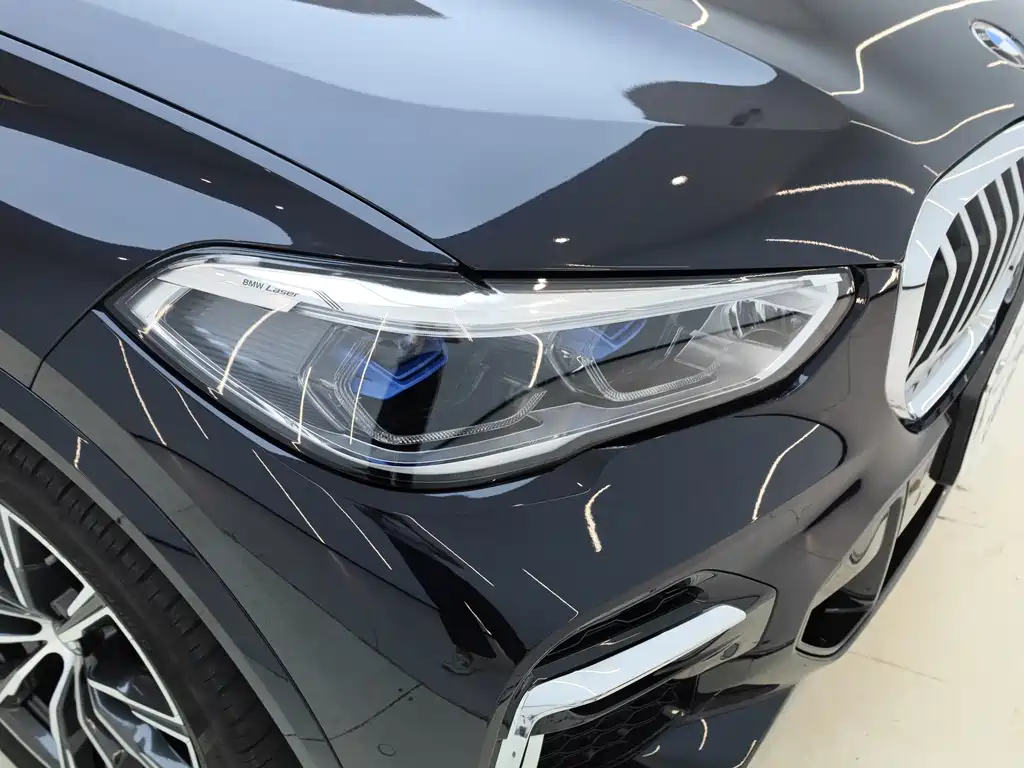 BMW X5 — миниатюра 15