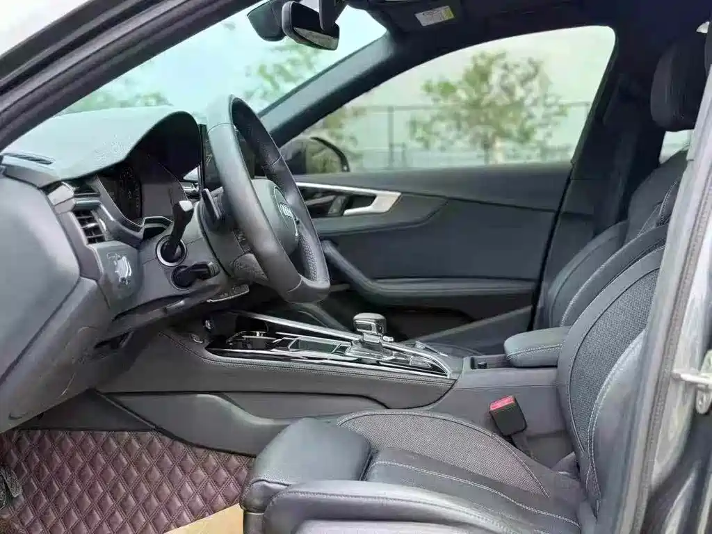 Audi A4L — миниатюра 5