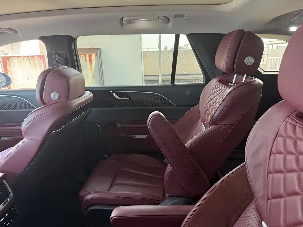 Hongqi Hongqi E-HS9 — миниатюра 8