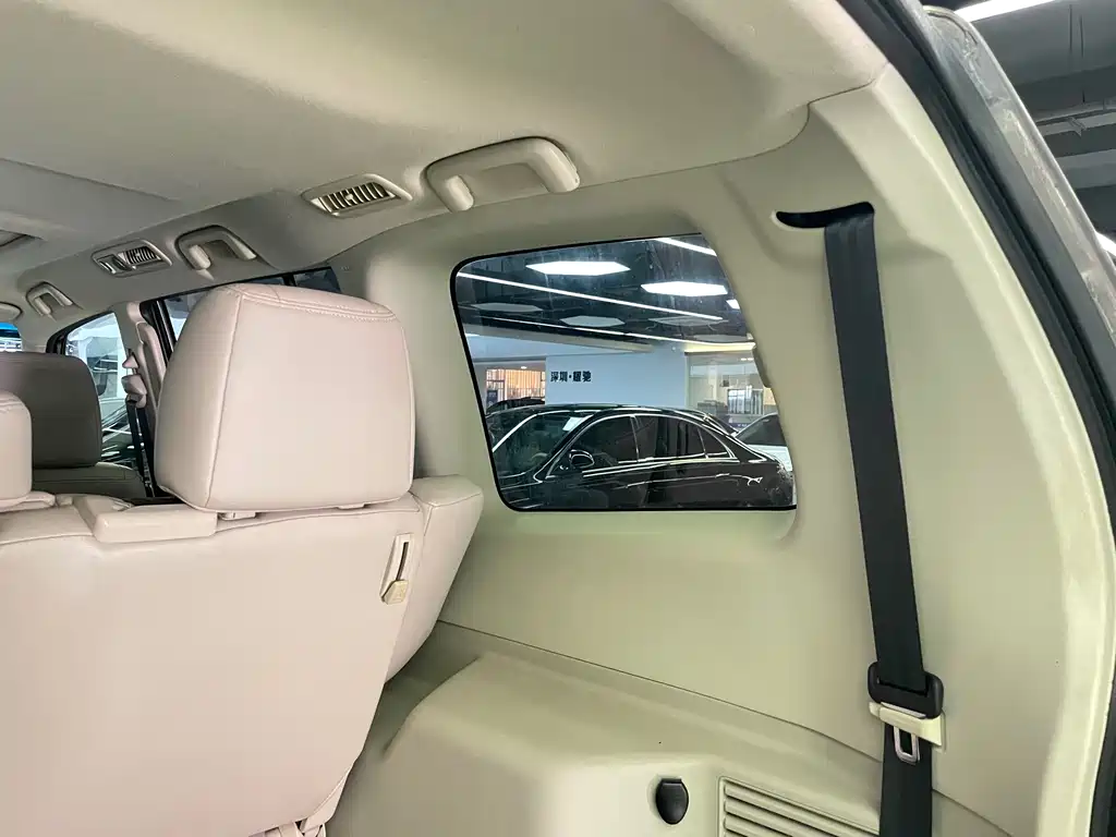 Mitsubishi Pajero (Import) — миниатюра 49