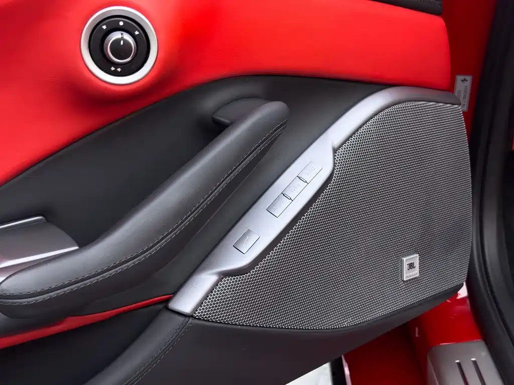 Ferrari Portofino — миниатюра 12