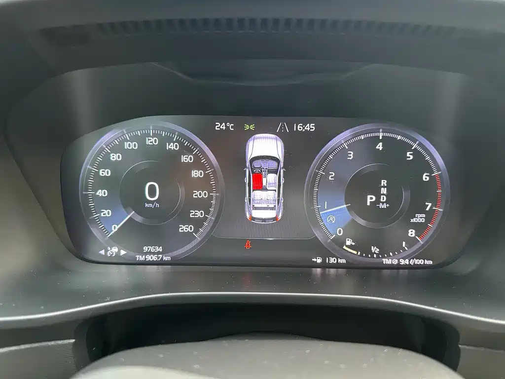 Volvo XC40 — миниатюра 10