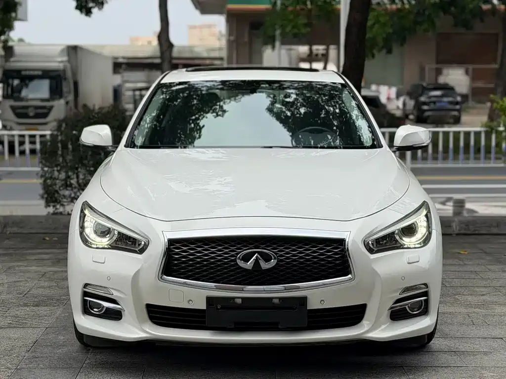 Infiniti Q50 — миниатюра 2