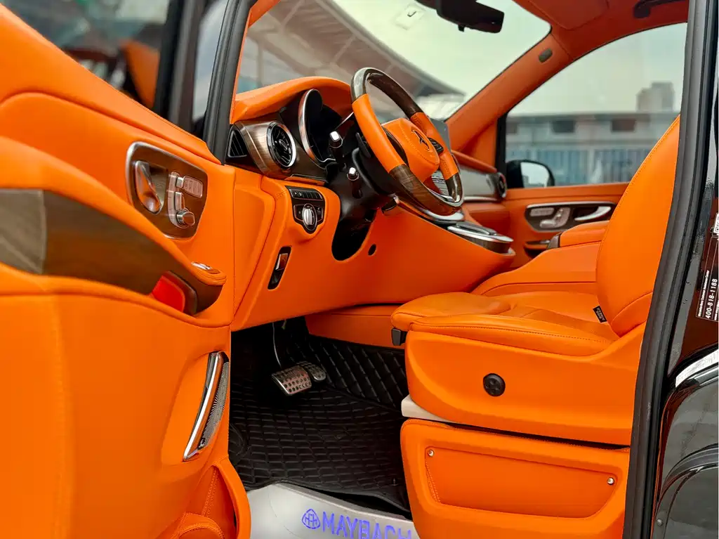 MERCEDES-BENZ V CLASS