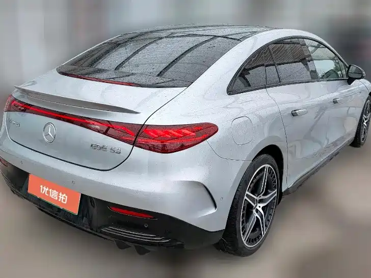 Mercedes-Benz EQE AMG — миниатюра 2