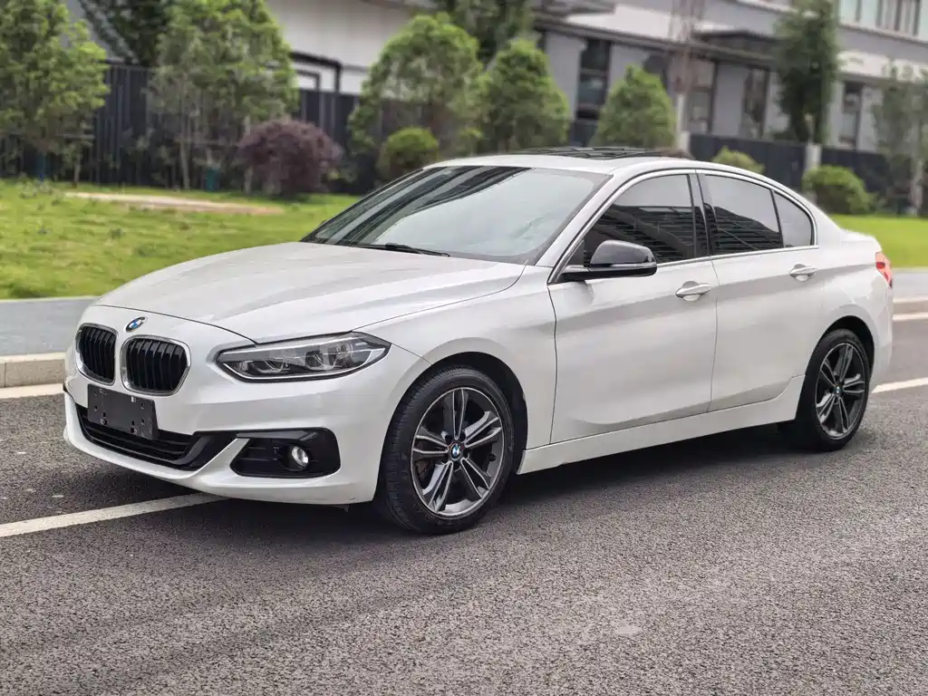 BMW 1 Series 2019