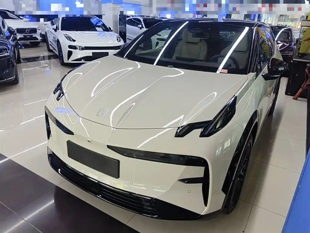 Zeekr X 2024