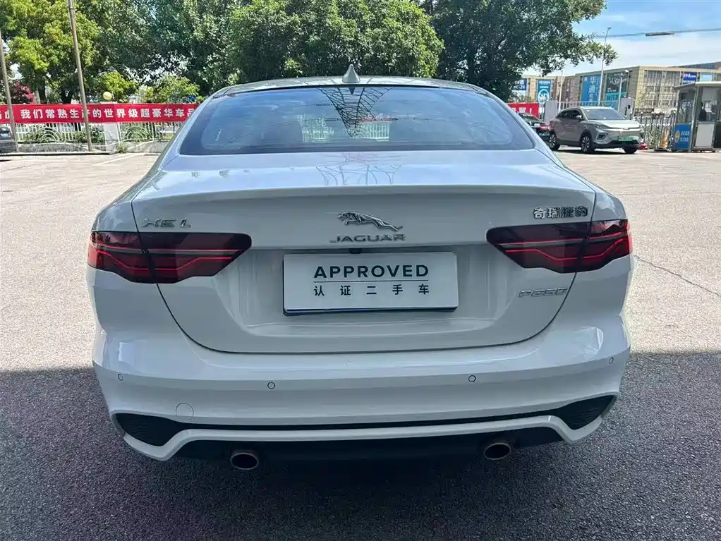 Jaguar XEL 2024 2.0T 250PS R-DYNAMIC S Sport