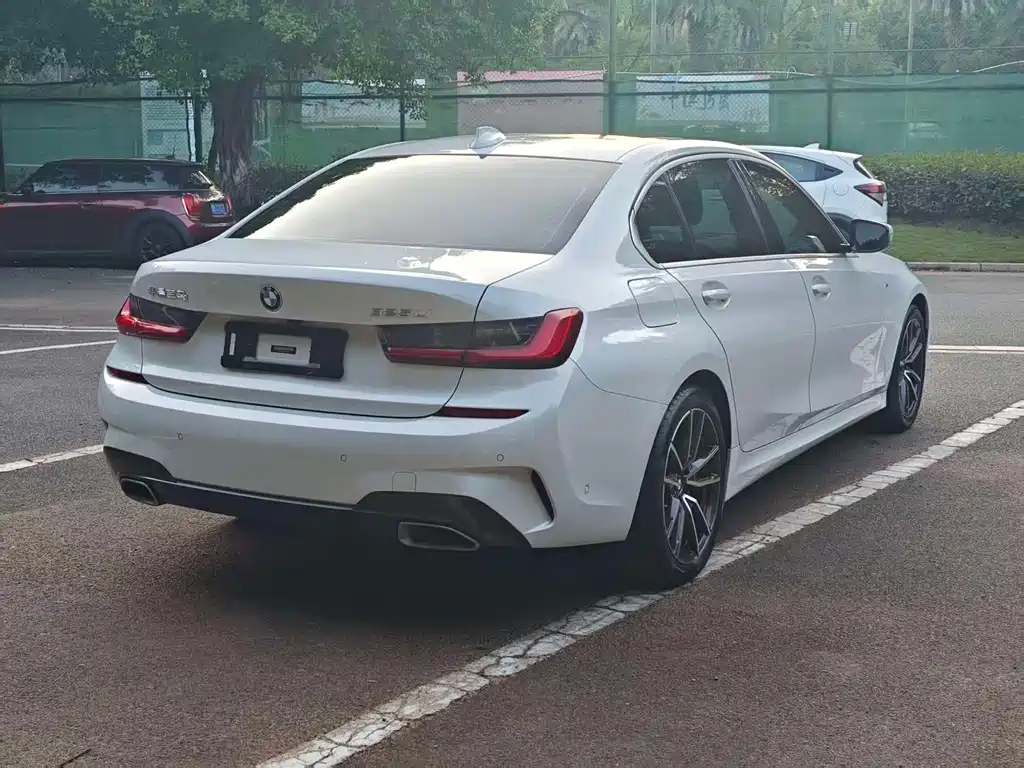 BMW 3 Series — миниатюра 9
