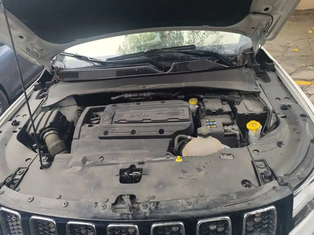 Jeep Compass — миниатюра 16