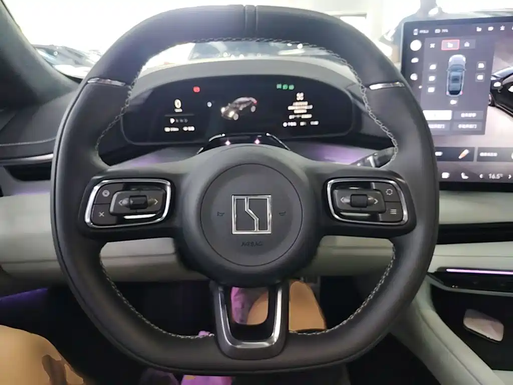 Zeekr 001 — фотографии объявления, Фото 11