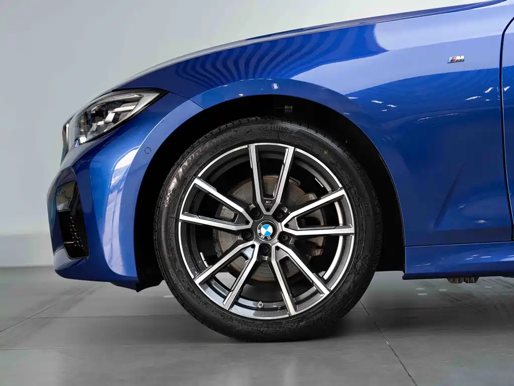 BMW 3 Series — миниатюра 8