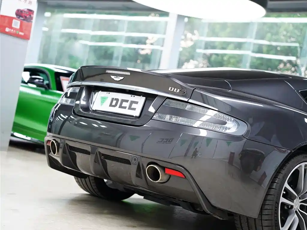 Aston Martin DBS 2009 6.0 Touchtronic Coupe