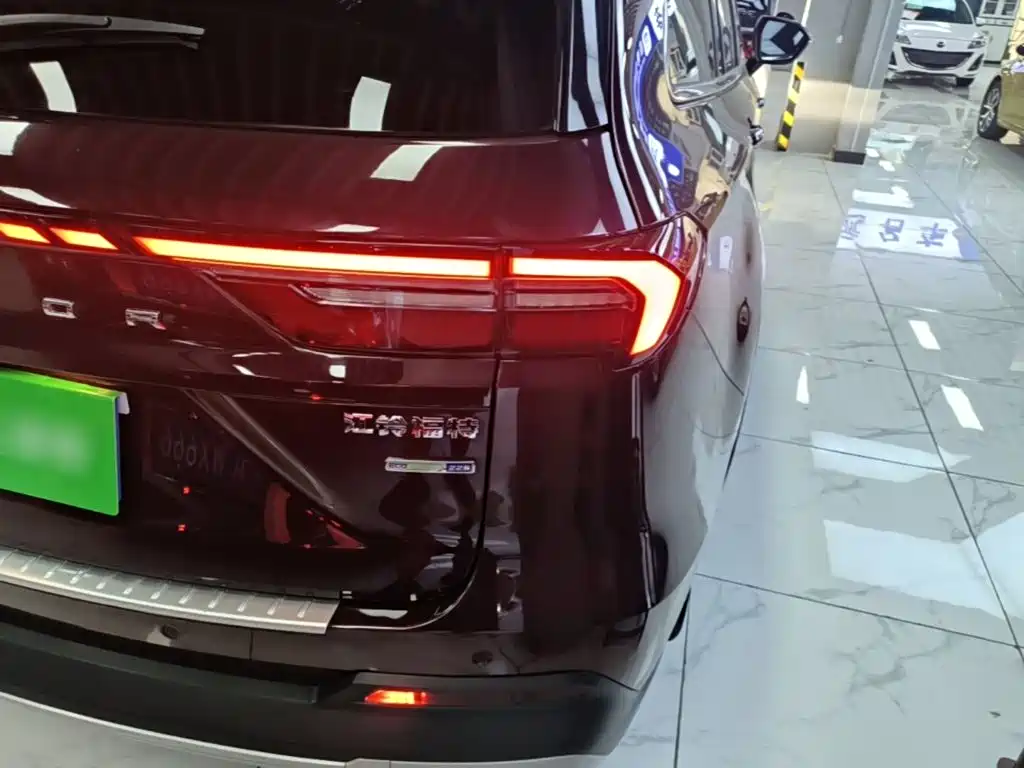 Ford Equator — миниатюра 8