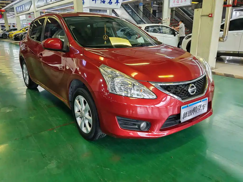 Nissan Tiida 2013 1.6L CVT