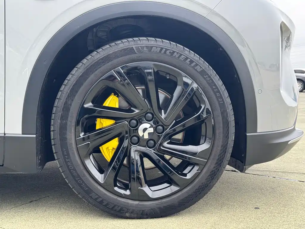 NIO EC6 2024 75kWh