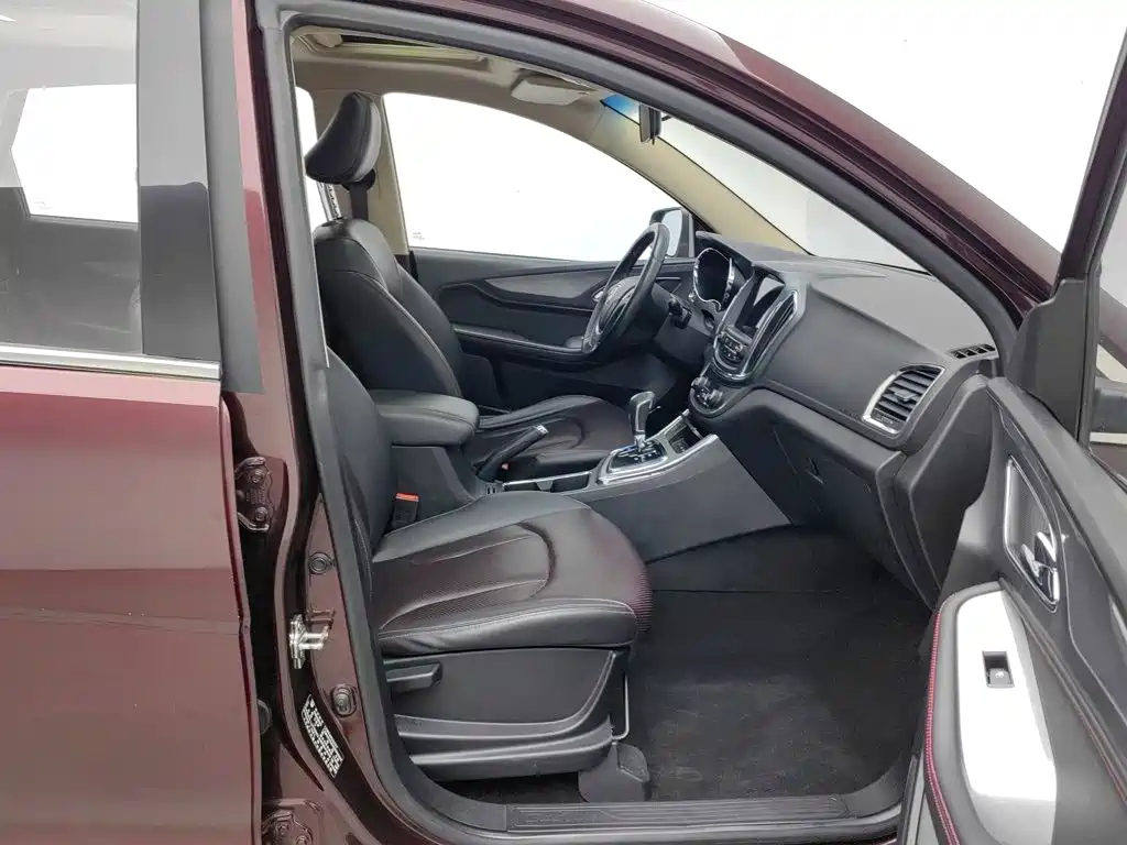 Baojun 560 — миниатюра 23